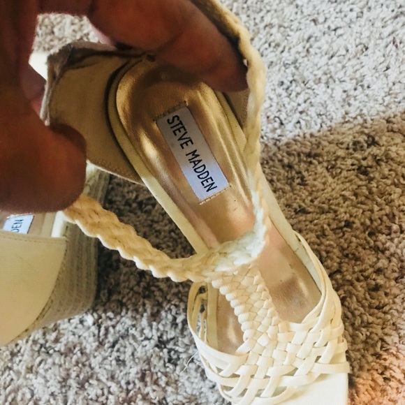 Shoes - Picture 3 of 4